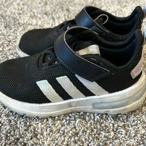 Black Adidas Racer US 10K